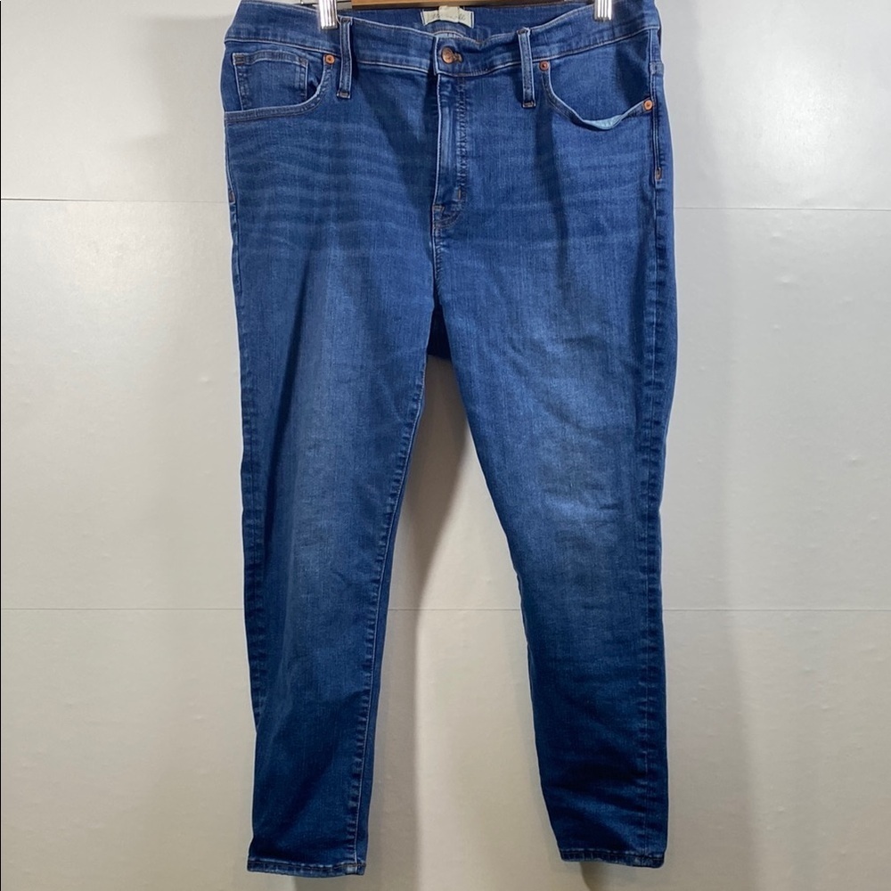 Madewell 9” Mid-Rise Skinny Jeans with Stretch and Tapered Leg